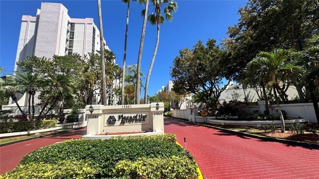 Building Photo - 17021 N Bay Rd