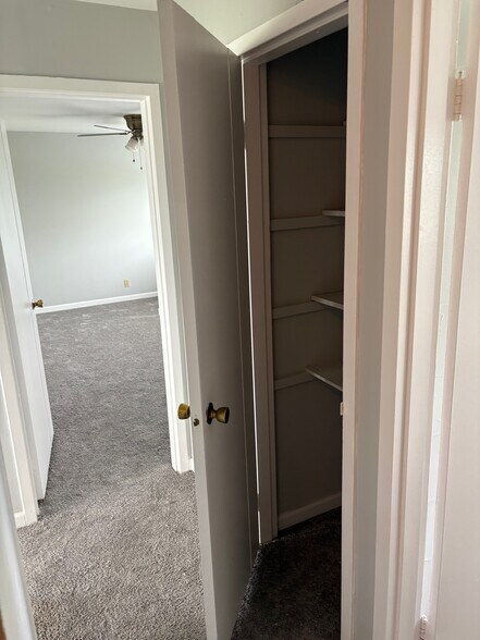 Building Photo - 205 Buckeye Cir