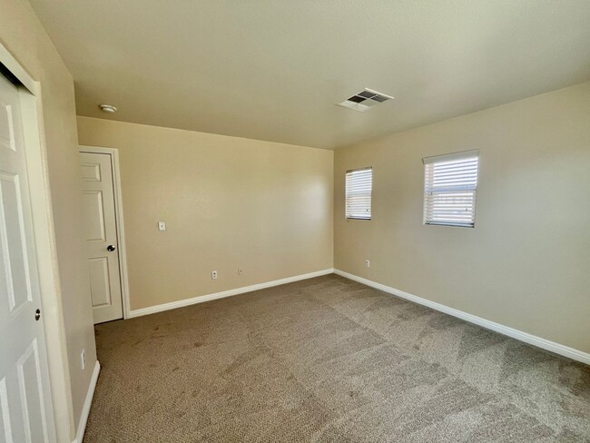 Building Photo - **COMING SOON**Spacious 4-Bedroom Home with Oversized Loft & Expansive Backyard