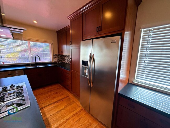 Building Photo - $5295 - 4 Bed/2 Bath Remodeled Home in Santa Clara