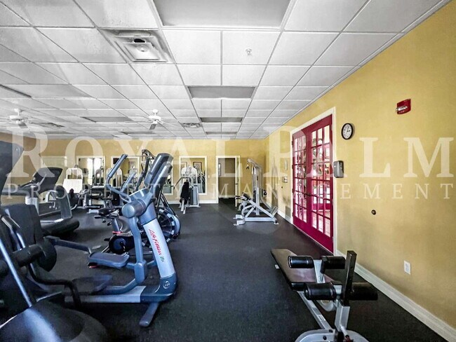 Building Photo - Estero 2BR Condo – Submit Your Application by 12/31 and Score $500 Off! (Plus, There's an Elevato...