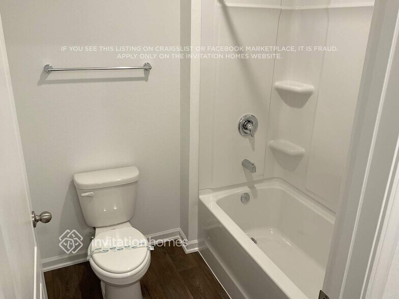 Building Photo - 674 Orellana Rd