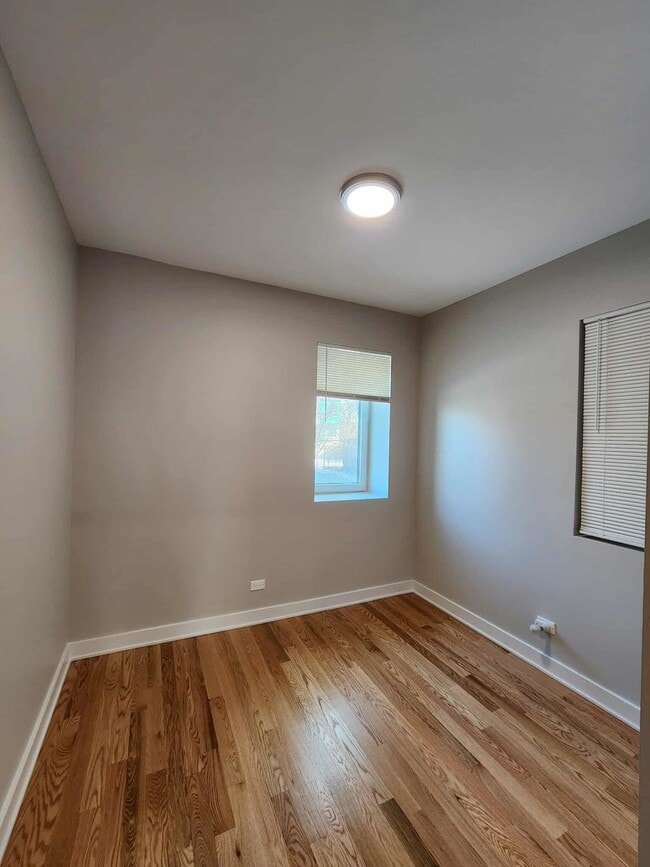 Building Photo - 6321 S Eberhart Ave