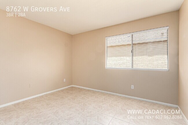 Building Photo - 8762 W Grovers Ave