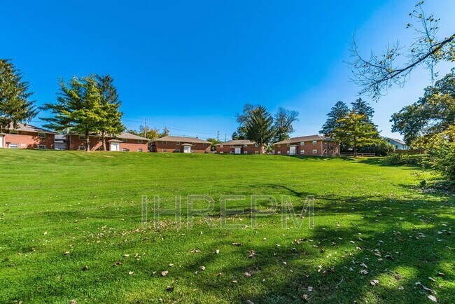 Building Photo - 264 Powell Cir