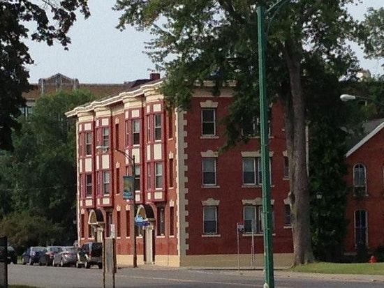 Primary Photo - 290 S Elmwood Ave