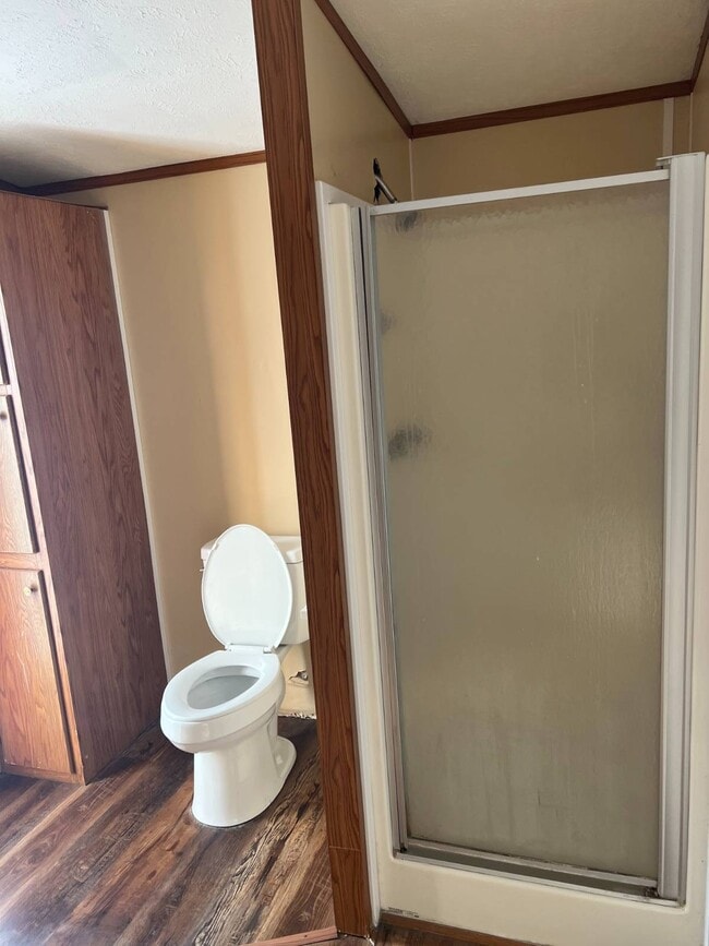 Building Photo - 200 E Zora St