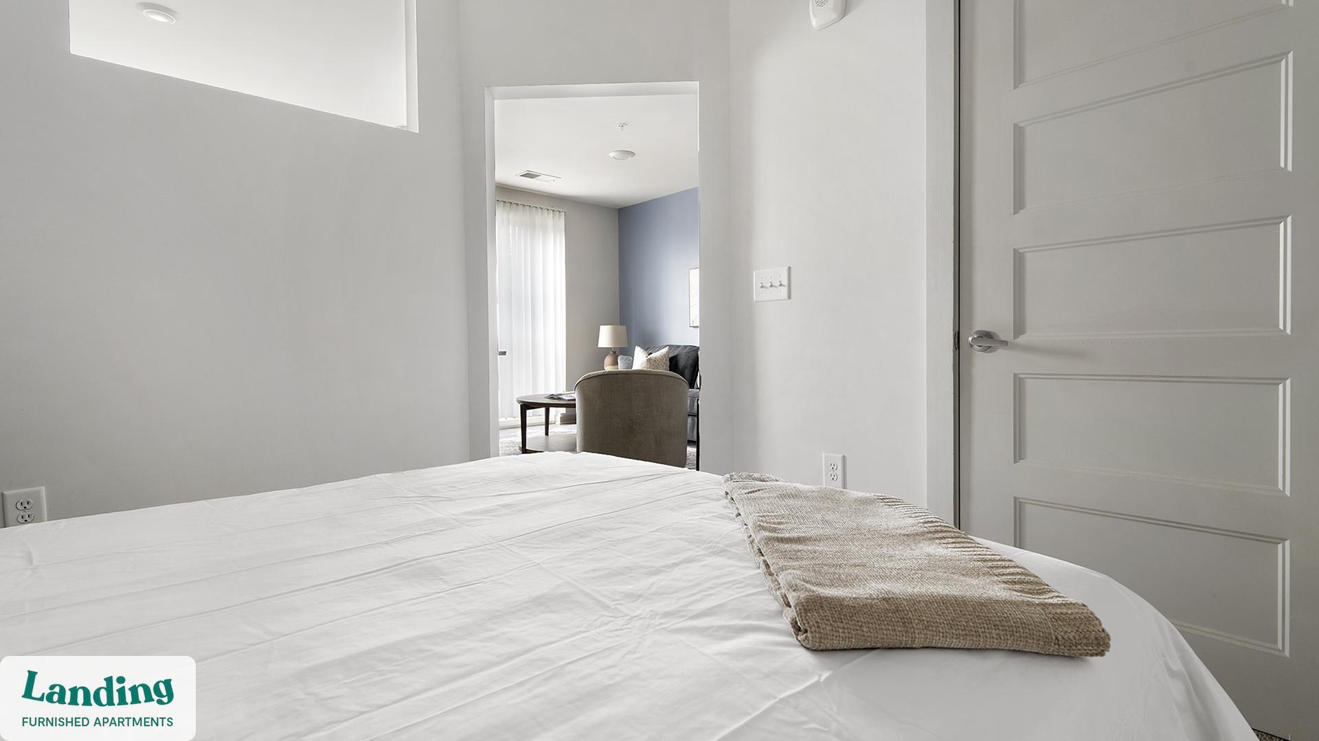 Building Photo - 340 W 25th St