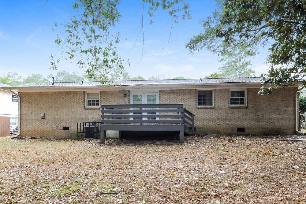 Building Photo - 235 Hurst Point