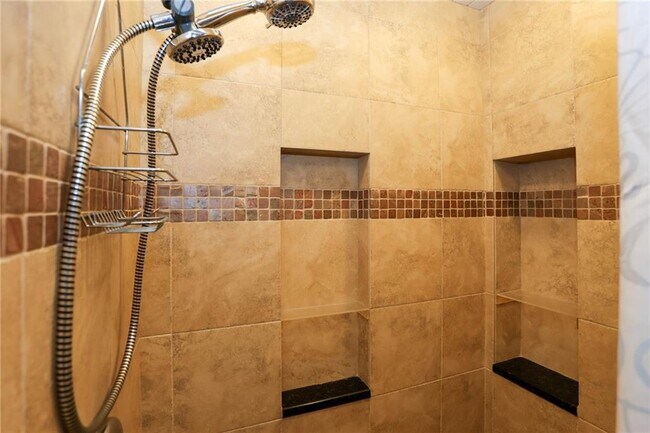 Building Photo - 3602 Jones Mill Rd