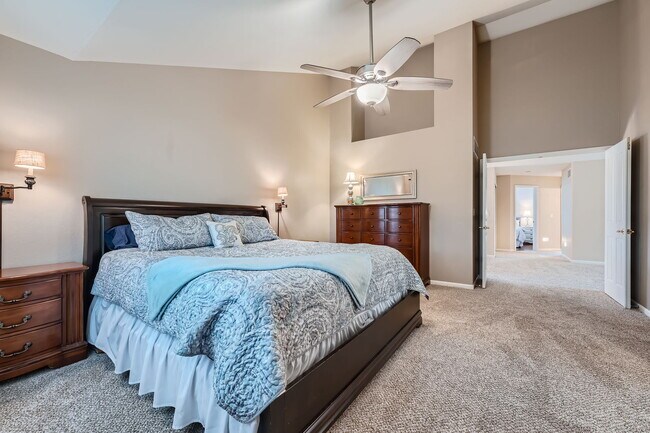 Building Photo - 16352 Parkside Dr
