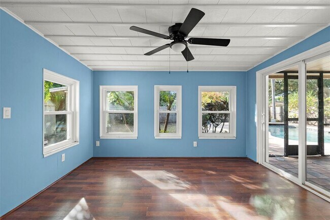 Building Photo - 78 Lexington Dr