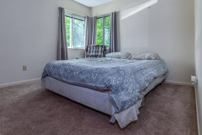 Building Photo - 2BR, 2Ba First floor apartment in Borden Commons