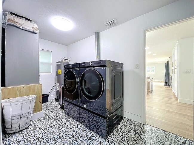 Building Photo - 4611 Cranston Pl