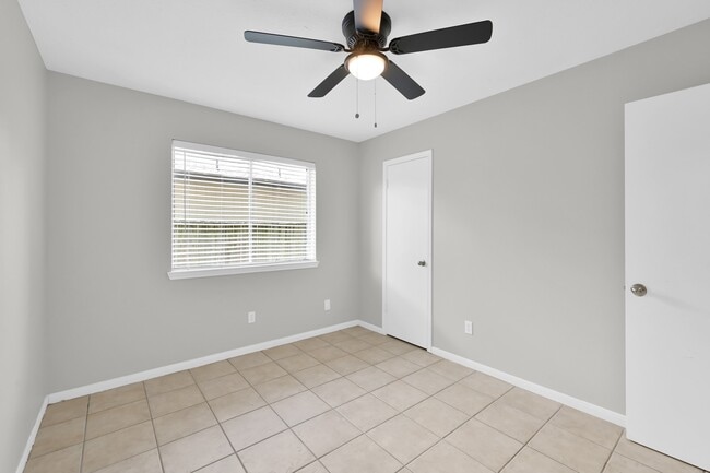 Building Photo - 28903 Atherstone St