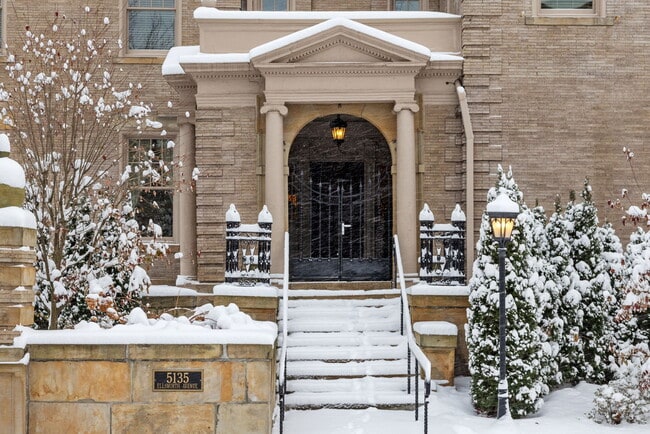 Building Photo - 5135 Ellsworth Ave