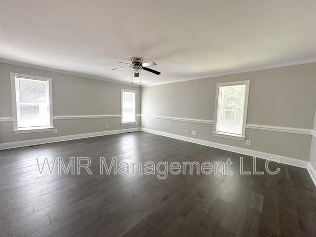 Building Photo - 1578 Trailwood Dr