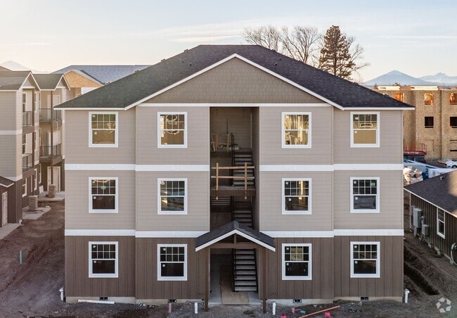 Building Photo - Dry Canyon