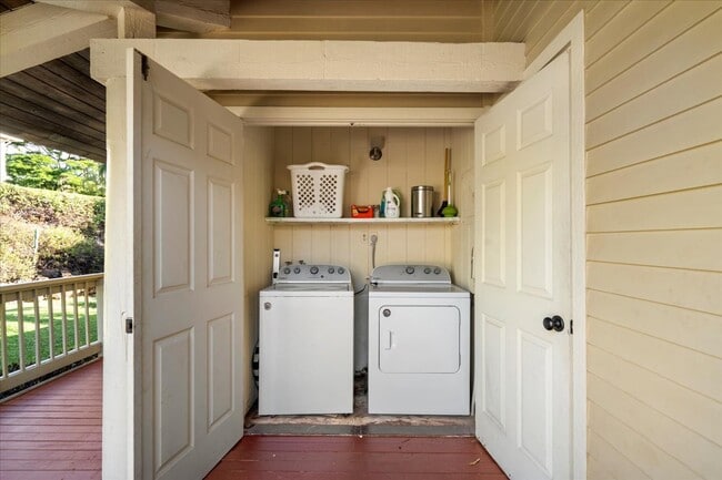 Building Photo - 3505 Hookipa Pl