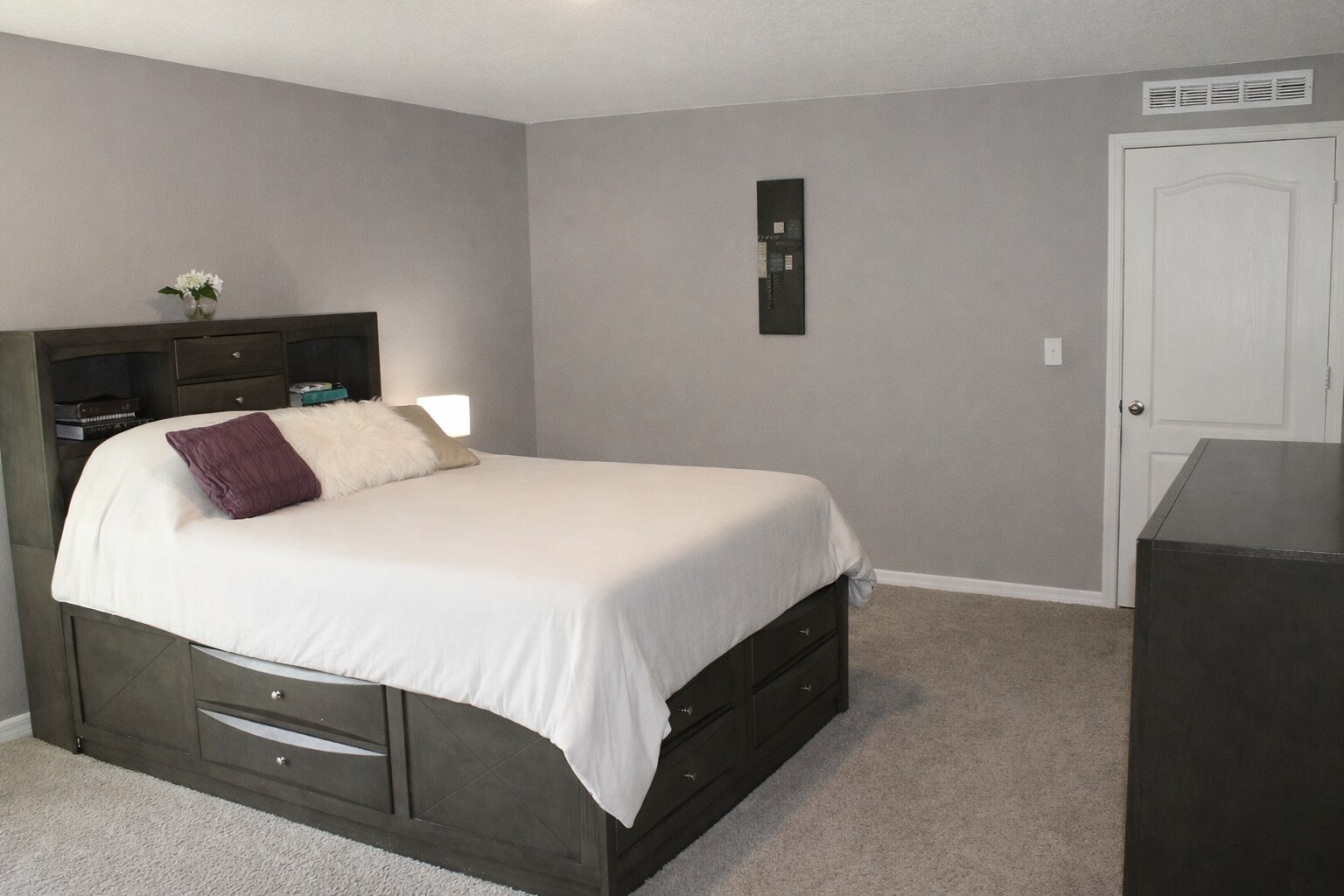 Building Photo - 72 Brewster Ln