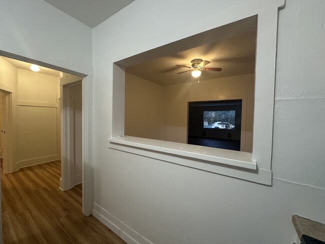 Building Photo - 7951 Maple Ave SE