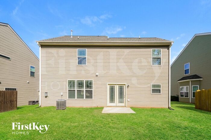 Building Photo - 2989 Mirasol Ct
