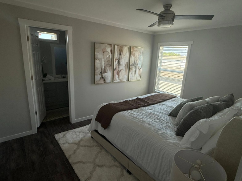 Building Photo - 10118 Falvey Lk Ln