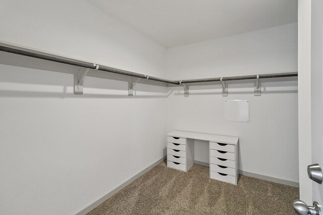 Building Photo - 14819 Cold Water Dr