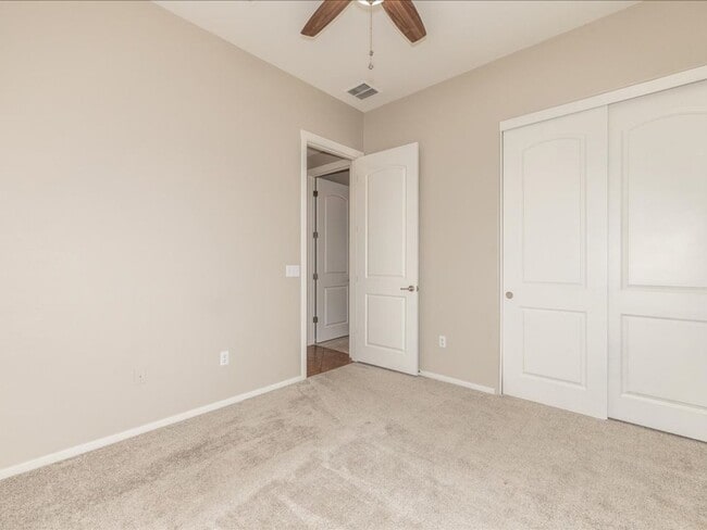 Building Photo - 8721 E Perry Park Cir