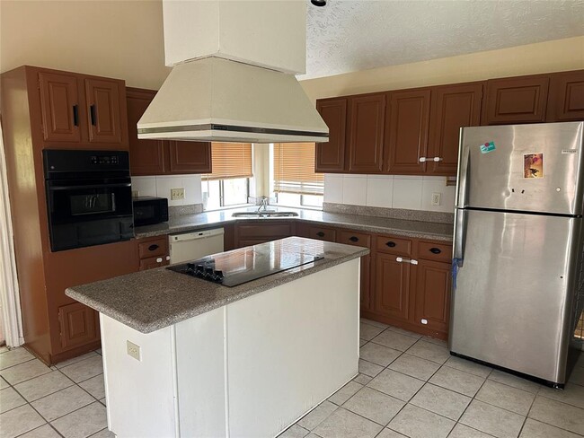 Building Photo - 3210 Settlers Way Blvd