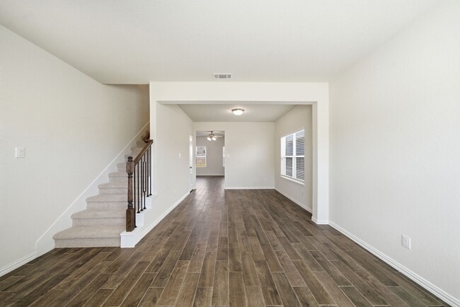 Building Photo - 32942 Silver Mdw Wy