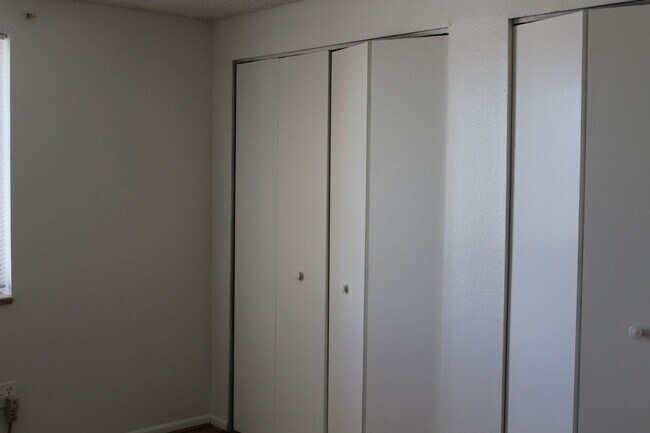 Building Photo - Wonderful 1 BR/1 BA Condo located on 3rd Floor in Secured Bldg!