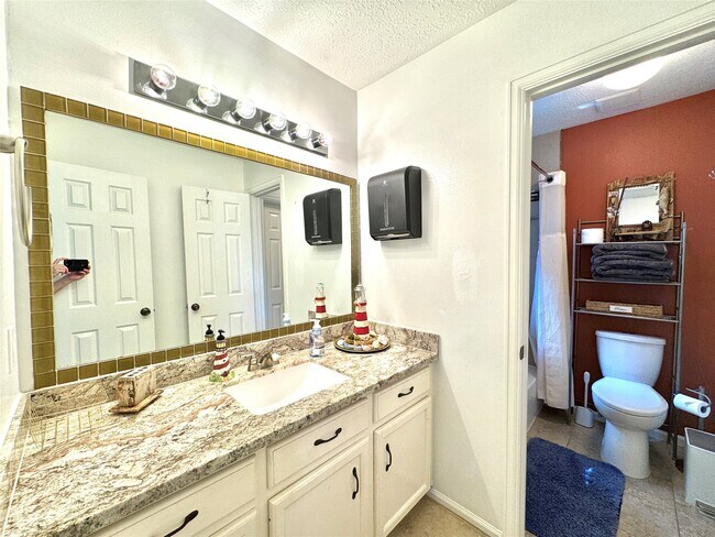 Building Photo - 59 Acorn Cluster Ct