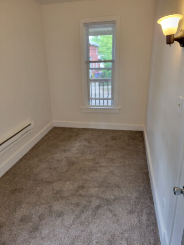 Building Photo - 38 Quimby St NE