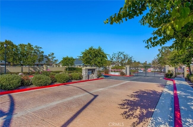 Building Photo - 3441 E Berkshire Ct