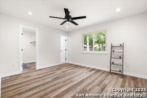 Building Photo - 9717 Anderson Village Dr