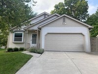 Building Photo - 1213 Tillicum Dr