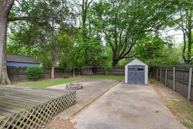 Building Photo - 95 Marne St