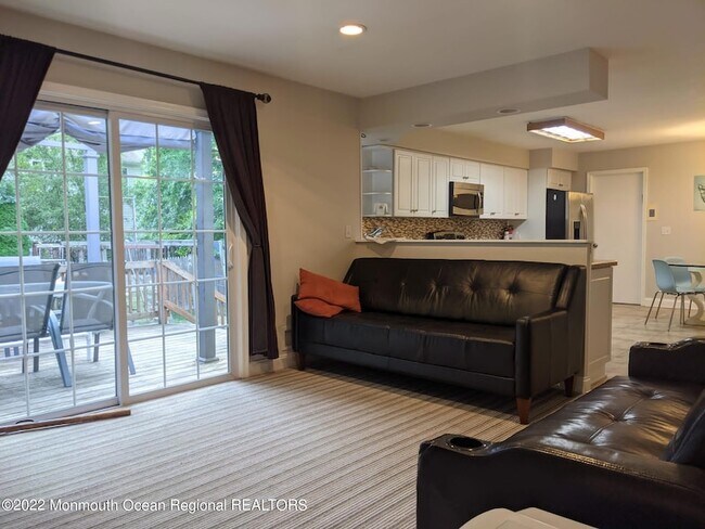 Building Photo - 1304 Franklin Ave