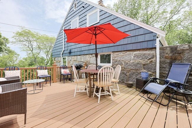 Building Photo - WINTER RENTAL: Granite Cottage