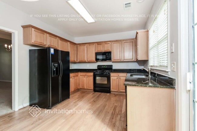 Building Photo - 1740 Bentridge Dr