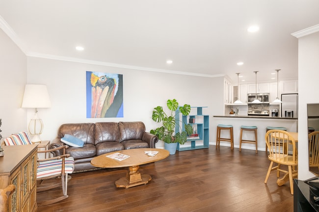 Building Photo - Top-Floor Condo with Marina Views – 1 Bed ...