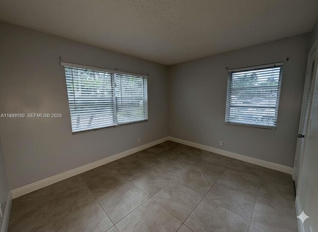 Building Photo - 1630 Embassy Dr