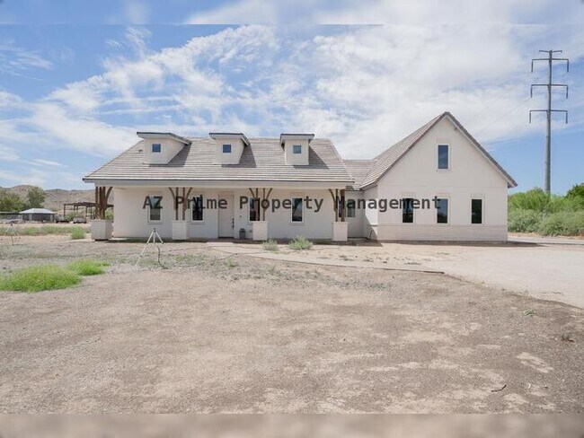 Building Photo - 4831 W Pearce Rd