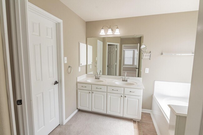 Building Photo - 22626 Goss Spring Ct