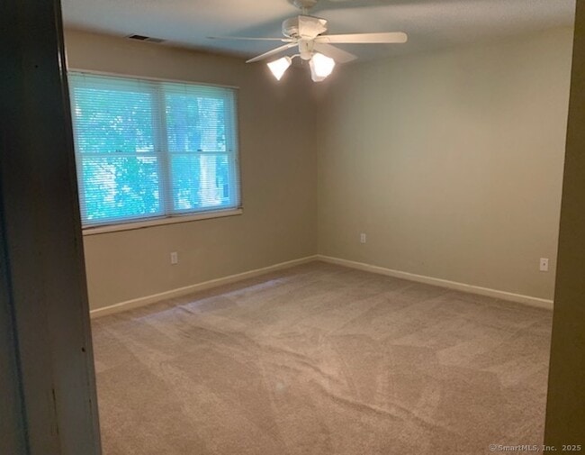 Building Photo - 16 Ancient Hwy