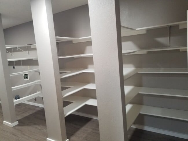 Building Photo - 9402 Moonlit Glade Rd