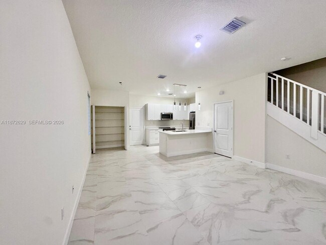 Building Photo - 8118 NW 42nd St