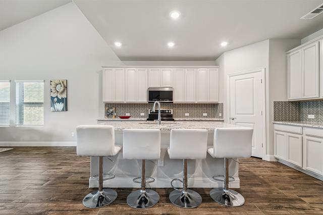 Building Photo - 216 Fieldstone Dr