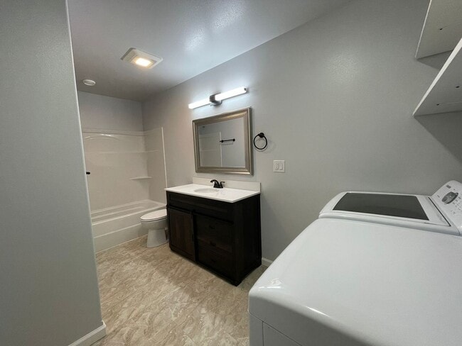 Building Photo - New Energy Efficient Constuction!